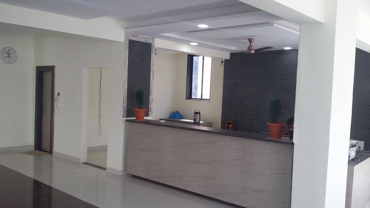 Hotel Casa Green Shirdi Exterior foto